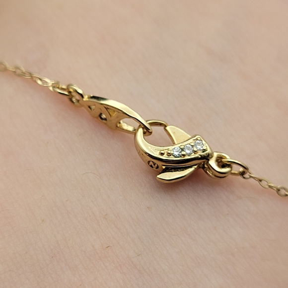 Classic Gold Dainty Chain Bracelet with Single White Faux Pearl - Picture 2 of 4